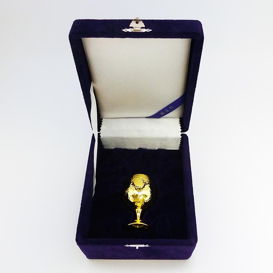 ブランデーグラス 鎚目模様 高さ7.7cm 軽量型｜純金製酒器 造幣局刻印