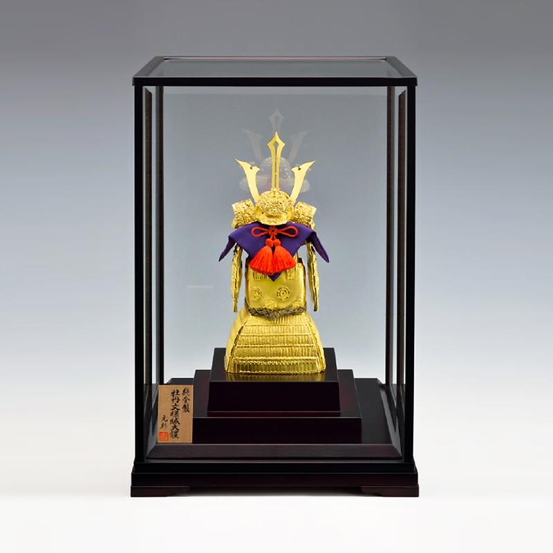 牡丹文様縅大鎧・三鍬形星兜 Sサイズ｜純金製置物/ガラスケース 造幣局
