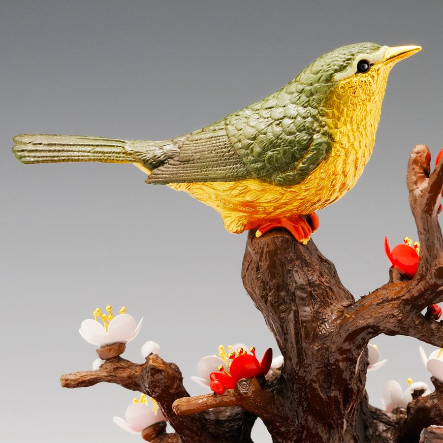 梅にうぐいす Sサイズ｜純金製彩色仕上げ・純銀製置物/ガラスケース