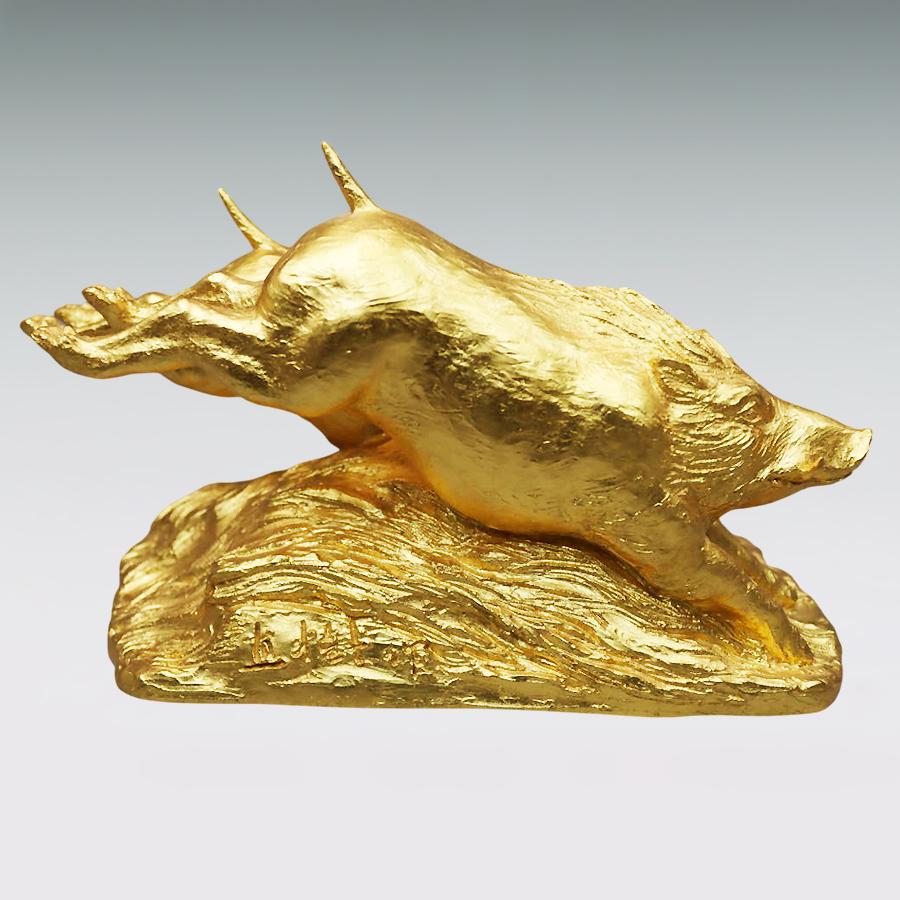 亥 猪 寿春 幅27cm｜置物 ブロンズ製・金箔仕上げ｜富永直樹：原型制作の画像