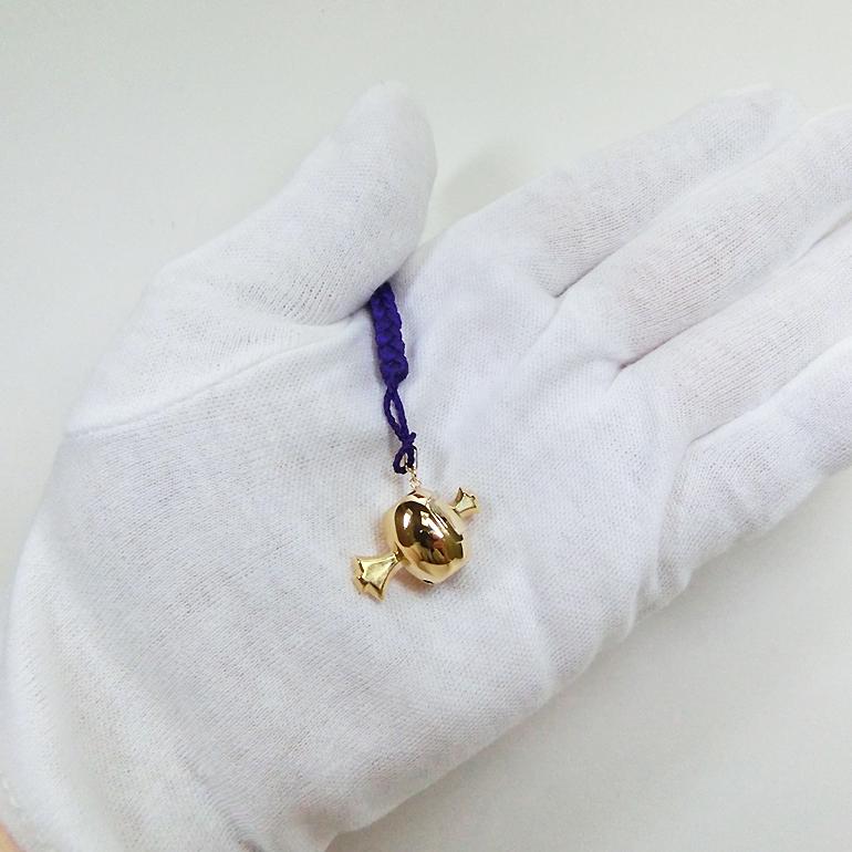 18金製　鈴の根付け　　2つのまとめ買いで23000円です。 41iq6Bz4j+S._SY300_QL30_.jpg