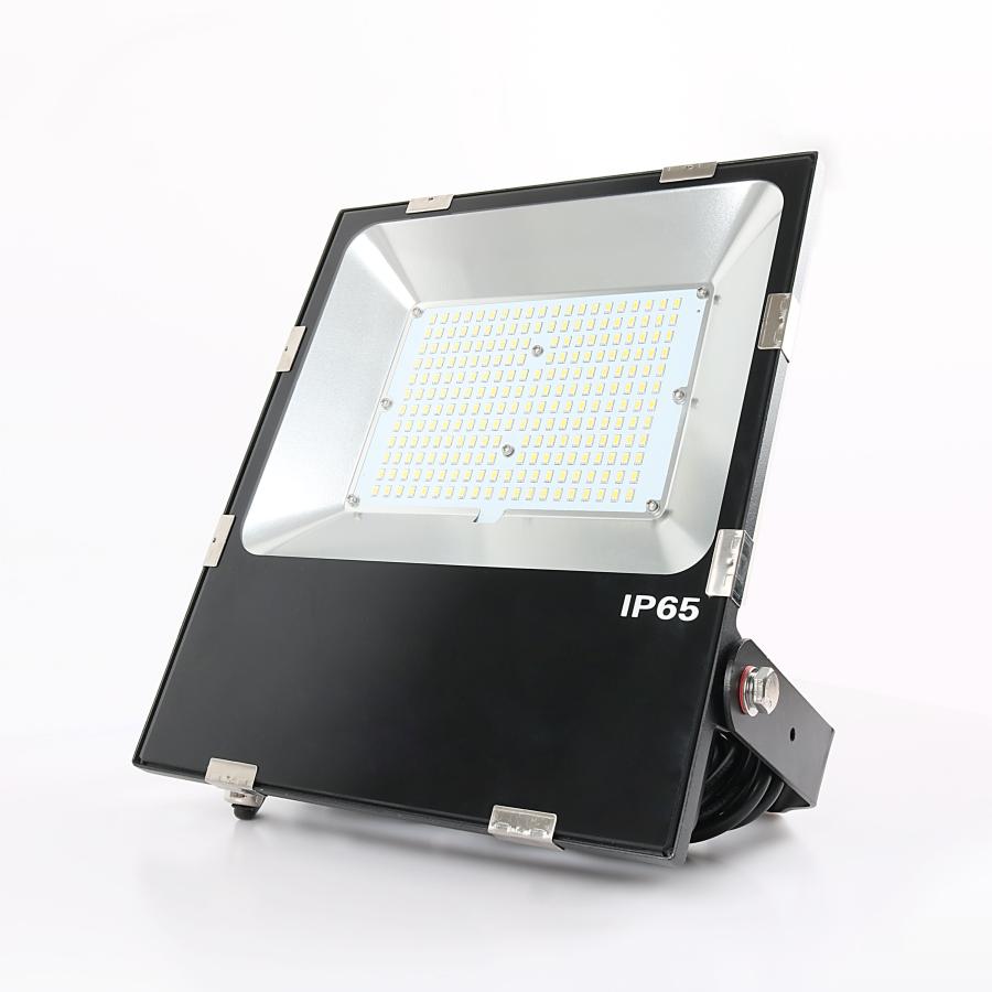LED投光器 200W 2000w相当 40000LM超高輝度 超薄型 省エネ IP65 LED投光器 200W 2000w相当 40000LM超高輝度 超薄型 省エネ IP65
