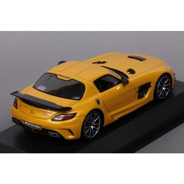 ミニチャンプス】 1/43 メルセデス ベンツ SLS AMG ブラックシリーズ