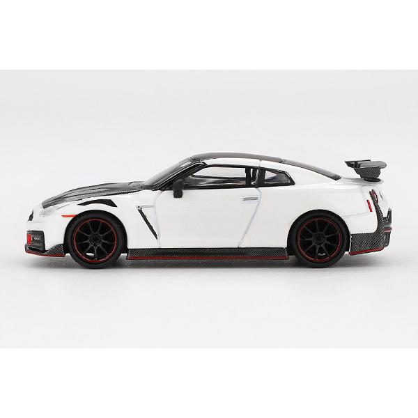 MINI GT 1/64 Nissan GT-R Nismo 2024 ブリリアントホワイトパール (右
