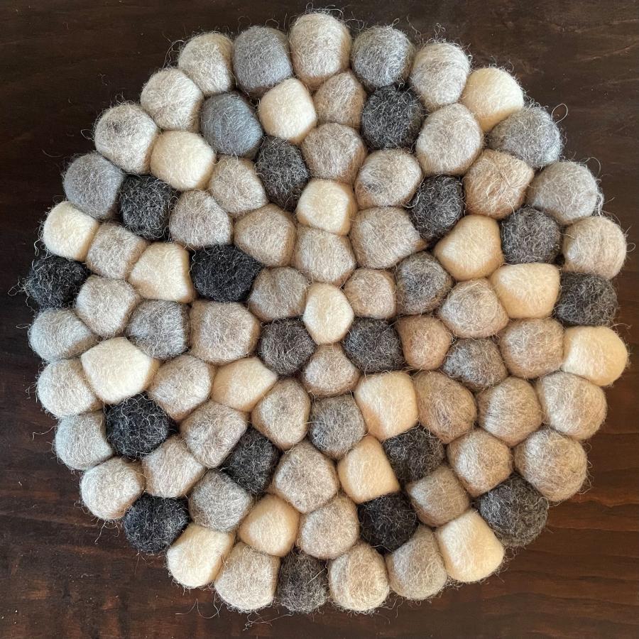 フェルト鍋敷き 北欧雑貨 フェルトボール フェルト ポットマット 鍋