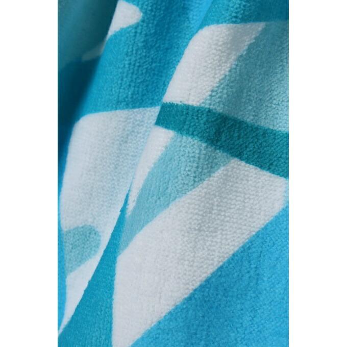 【沖縄県内（離島含）3，300円以上送料無料】スピード Speedo ラップタオル  Stack Wrap Towel S SE62004-BL｜himaraya-okinawa｜03