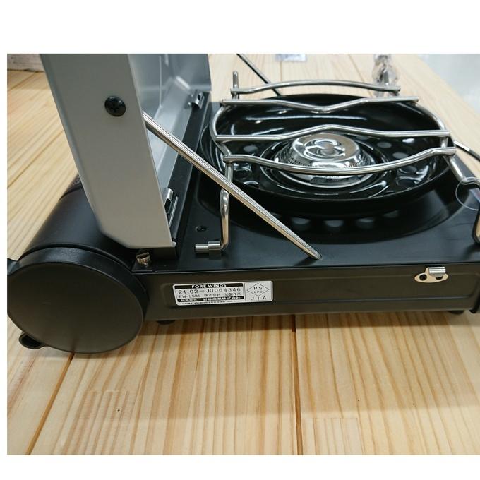 本日限定値下げ　新品　カセットコンロ　フォアウインズ　ラックスキャンプストーブ　【広島市　福山市】 イワタニ発『FORE WINDS』のカセットコンロ『LUXE CAMP STOVE』が