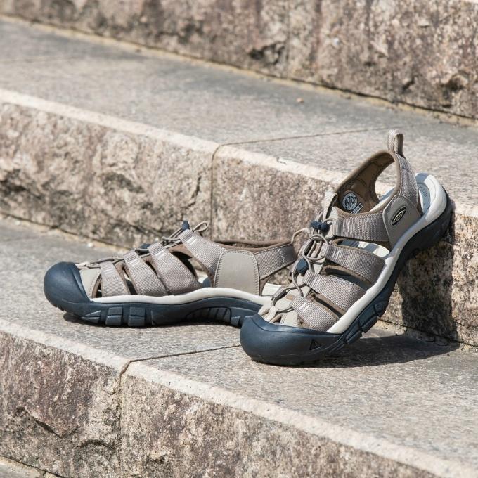 KEEN（キーン） ストラップサンダル メンズ ニューポート エイチツー