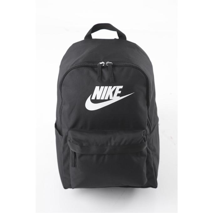 NIKE（ナイキ） リュック 25L 黒 ブラック メンズ レディース Heritage