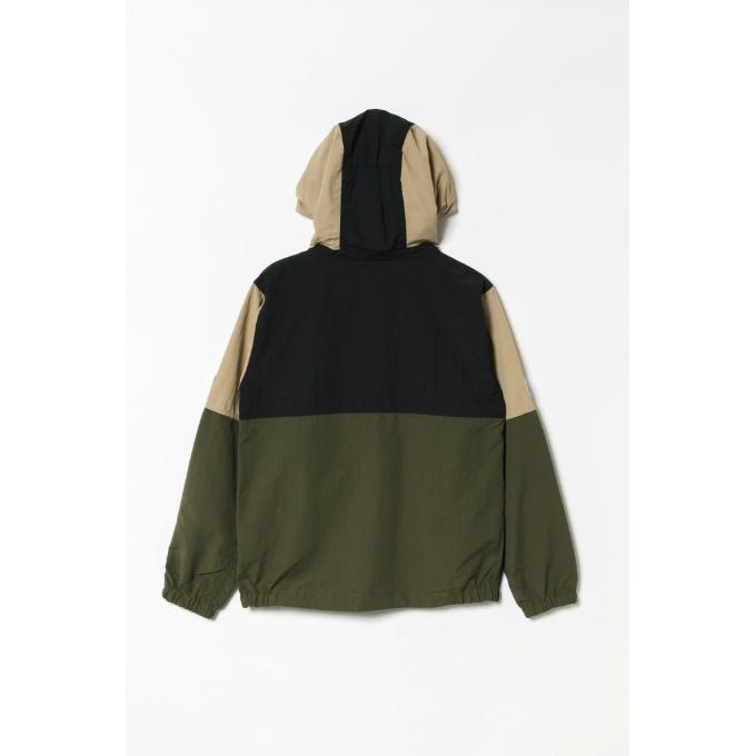 Jack Wolfskin（ジャックウルフスキン） マウンテンパーカー ジュニア