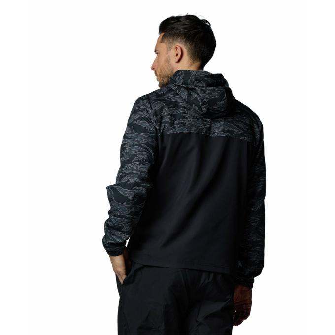 UNDER ARMOUR（アンダーアーマー） ウインドブレーカー ジャケット