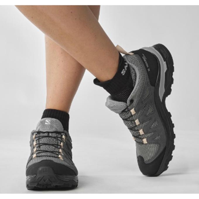 SALOMON（サロモン） トレッキングシューズ ゴアテックス ローカット 