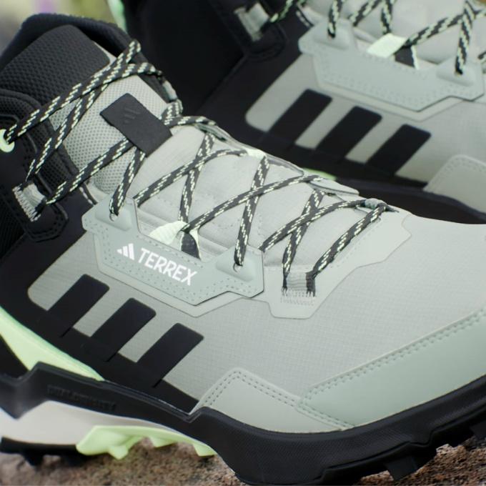 adidas アディダス トレッキングシューズ ゴアテックス ミッド adidas アディダス トレッキングシューズ ゴアテックス ミッド