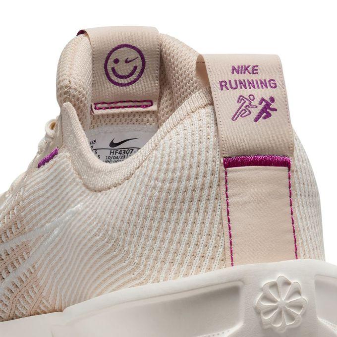 NIKE（ナイキ） ランニングシューズ レディース インタラクト ラン SE