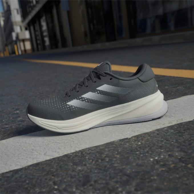 W*l様 スーパーノヴァライズ　24.5 adidas（アディダス） ランニングシューズ メンズ スーパーノヴァ
