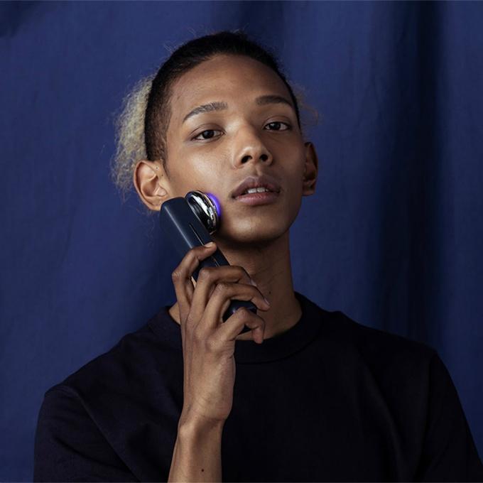 エボーク EVOOCH 美顔器・スチーマー プレミアムマルチエステ美顔器