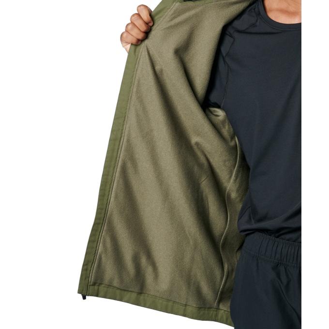 UNDER ARMOUR（アンダーアーマー） ウインドブレーカー ジャケット