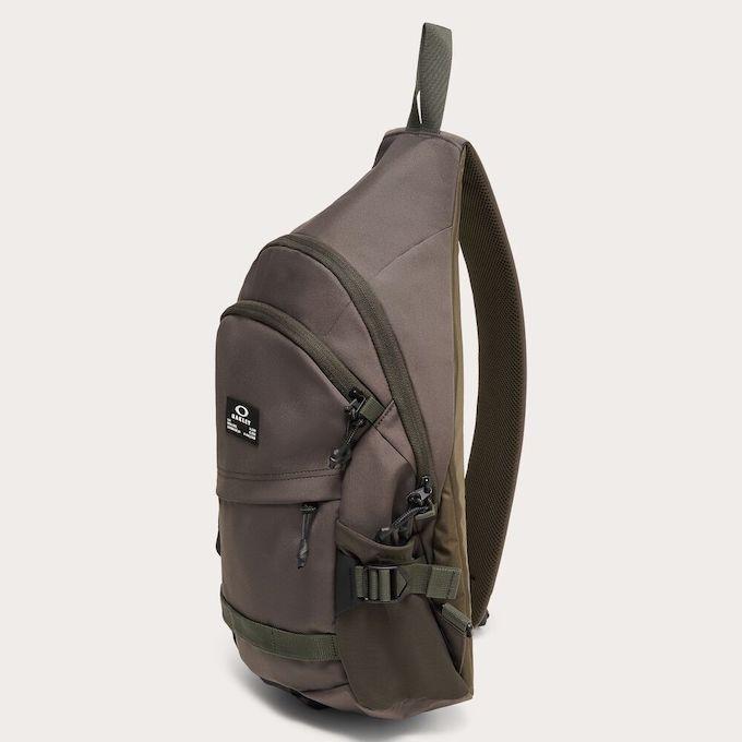 OAKLEY（オークリー） ショルダーバッグ メンズ レディース ESS