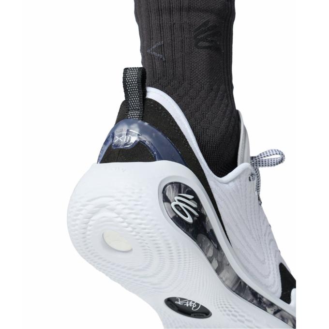 UNDER ARMOUR（アンダーアーマー） バスケットシューズ メンズ