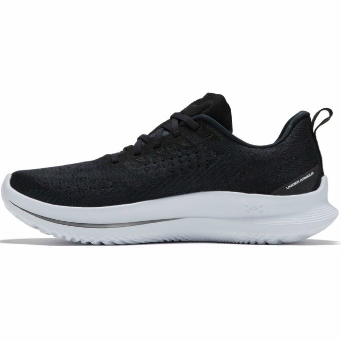 UNDER ARMOUR（アンダーアーマー） ランニングシューズ メンズ ヴェロ