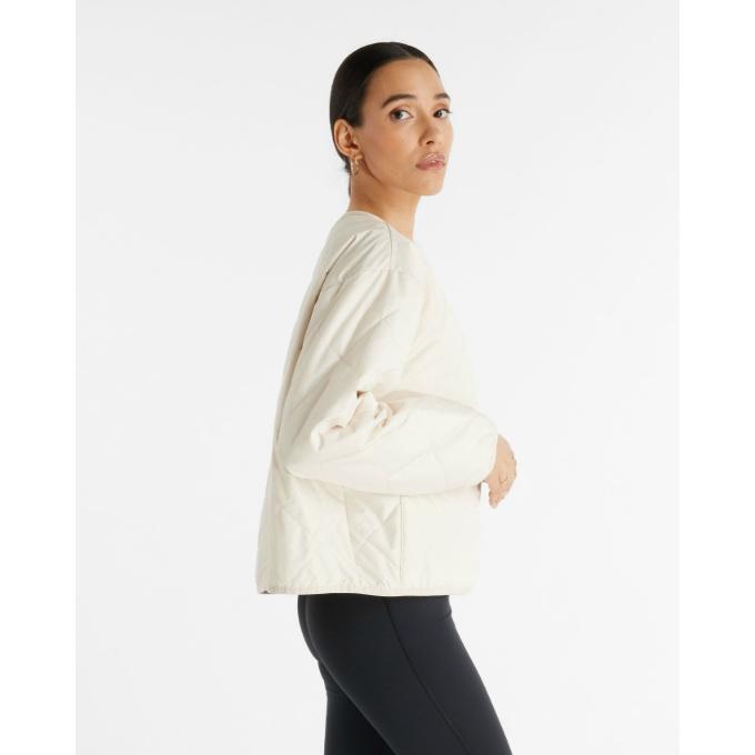 美品‼️New Balance キルティングジャケット ホワイト New Balance（ニューバランス） 中綿ジャケット レディース キルト