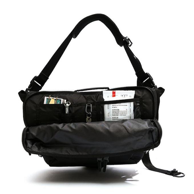 AS2OV（アッソブ） メッセンジャーバッグ メンズ レディース CORDURA