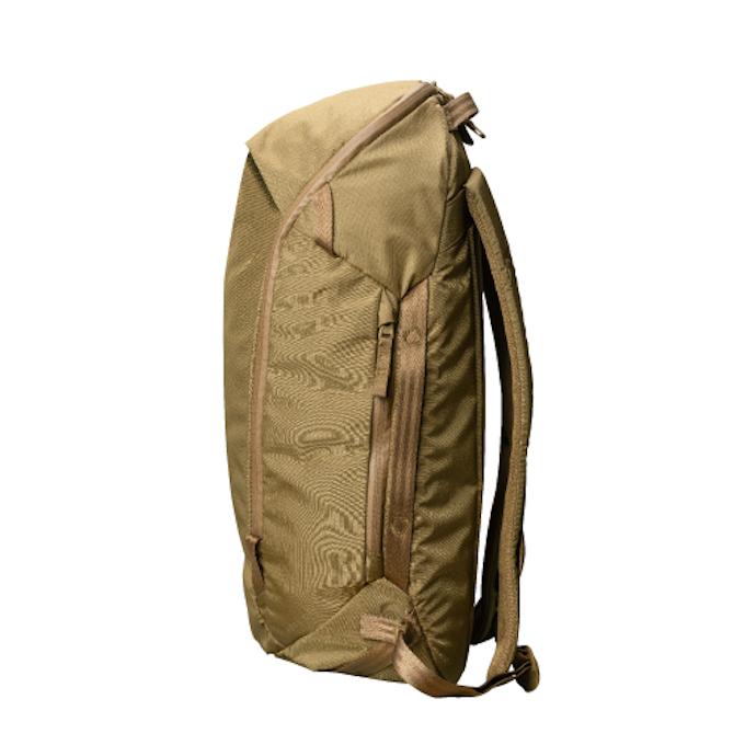 MOUNTAIN HARD WEAR スキーウェアセットとコンビグローブ