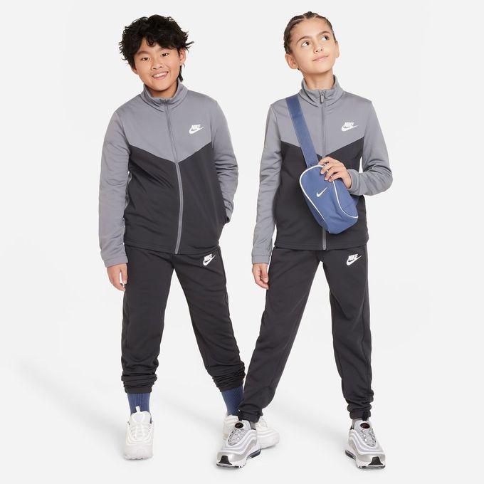 NIKE（ナイキ） ジャージ上下セット ジュニア トラックスーツ 上下