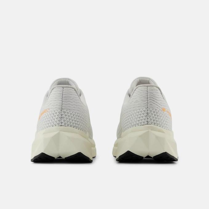 ニューバランス ランニングシューズ レディース フューエルセルプロペル FuelCell Propel v5 WFCPRCF5 B new balance | New Balance | 03