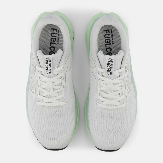 New Balance（ニューバランス） ランニングシューズ レディース