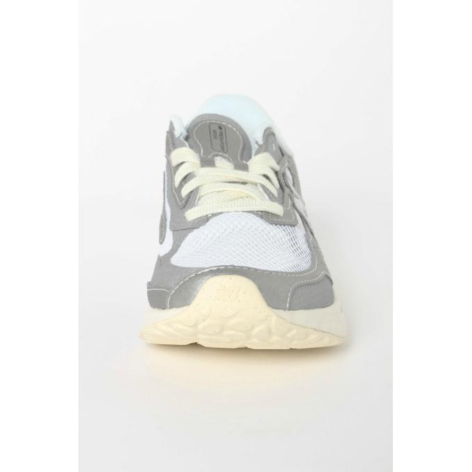 New Balance（ニューバランス） ランニングシューズ レディース