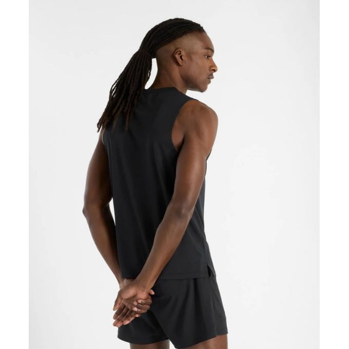 【新品未使用】花柄タンクトップ スポーツウェア　Mサイズ New Balance（ニューバランス） スポーツウェア ノースリーブ メンズ