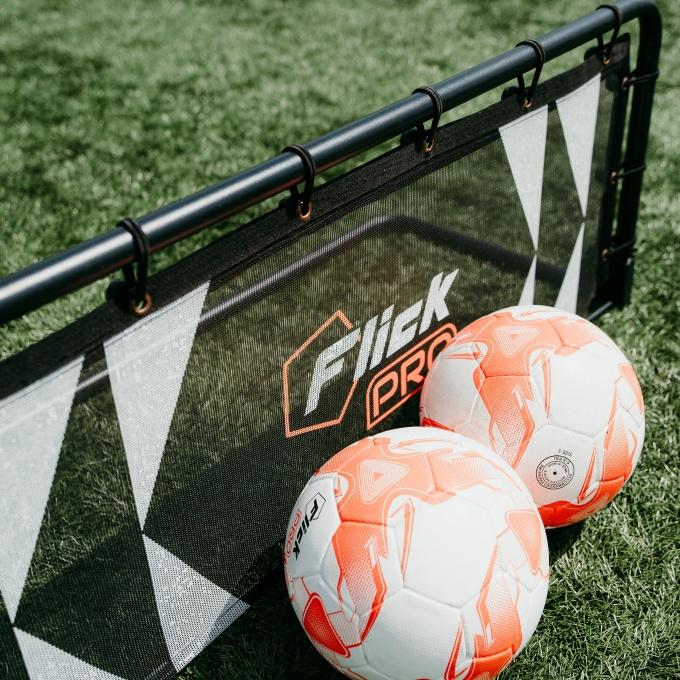 ☆Flick サッカー トレーニング用品 PRO 折り畳み式 リバウンド