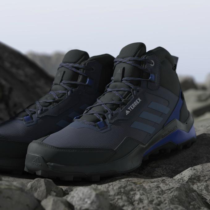 adidas（アディダス） トレッキングシューズ ゴアテックス ミッド