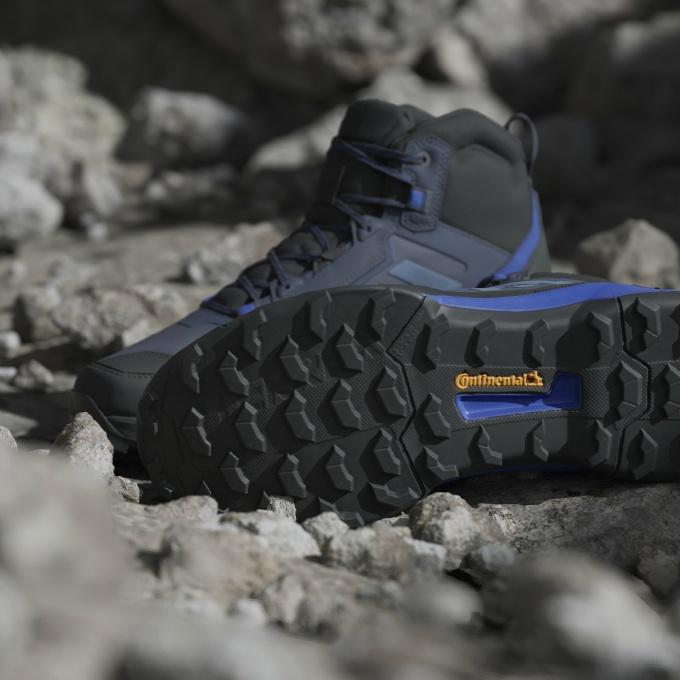 adidas（アディダス） トレッキングシューズ ゴアテックス ミッド