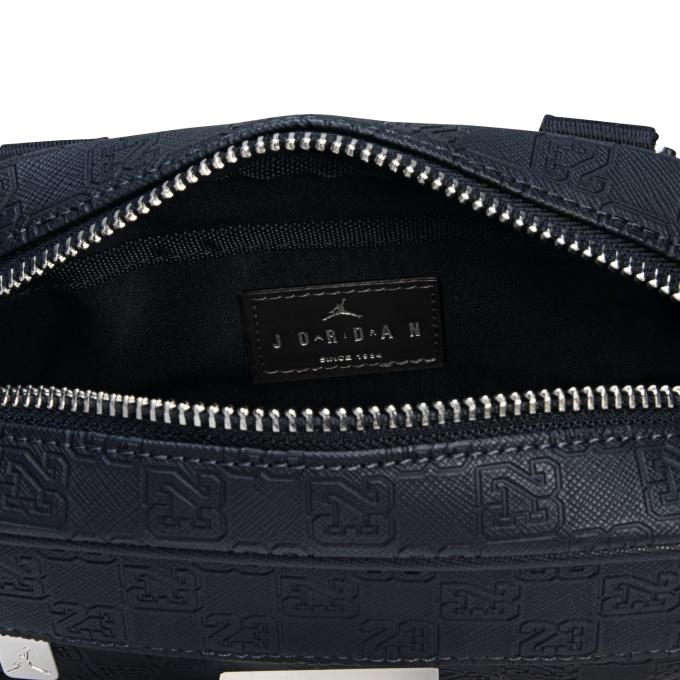 ジョーダン　ミニバック　レア極美品 ジョーダン(JORDAN) ショルダーバッグ JAM MONOGRAM カメラバッグ