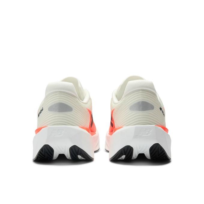 New Balance（ニューバランス） ランニングシューズ メンズ フューエル