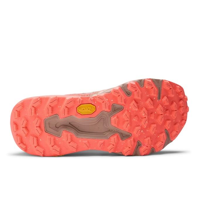 New Balance（ニューバランス） トレイルランニングシューズ