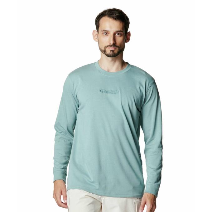 【国内未発売・正規ライセンス商品】ハーバード大学　アンダーアーマー　長袖シャツ 国内未発売モデル・正規ライセンス商品】ハーバード大学