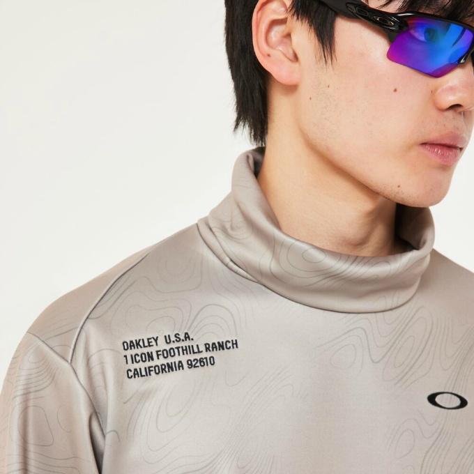 オークリー　タートルネック　ゴルフウェア 楽天市場】【バーゲン!30%OFF!!】【秋冬モデル】OAKLEY (オークリー