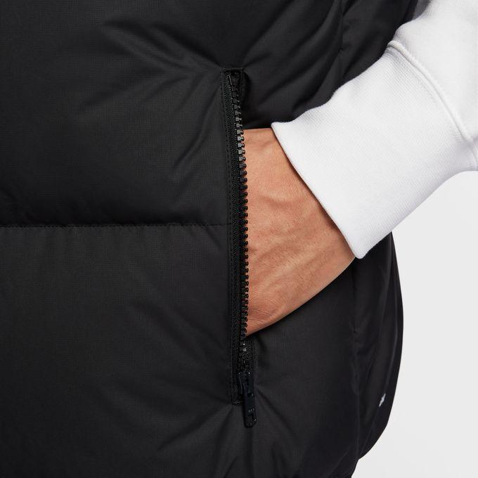 【新品未使用】NIKE中綿ナイロンジャケット　メンズM フリース アウタータグ付 NIKE（ナイキ） 中綿ジャケット メンズ TF CLUB PUFFER VS IB2978-010