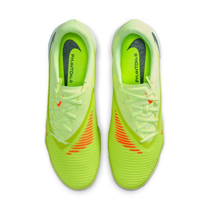 NIKE（ナイキ） サッカー トレーニングシューズ メンズ ファントム 6