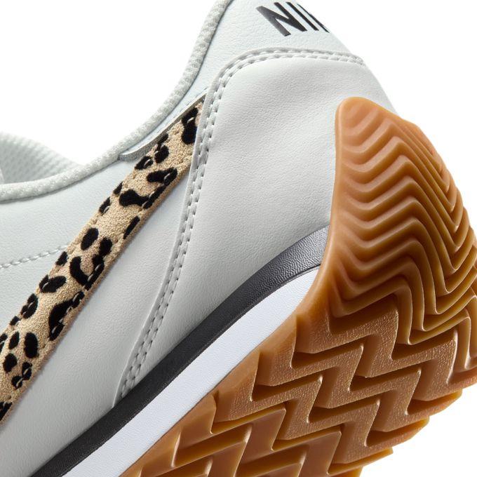 NIKE（ナイキ） スニーカー レディース 25HO パシフィックレザー SE