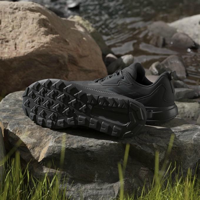 adidas（アディダス） トレッキングシューズ ローカット メンズ