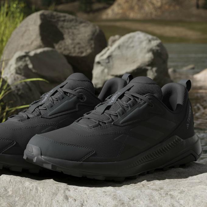 adidas（アディダス） トレッキングシューズ ローカット メンズ