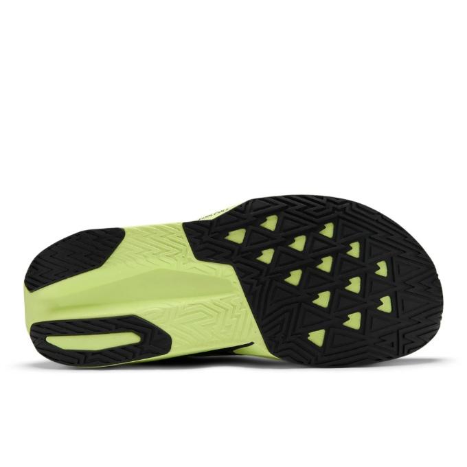 New Balance（ニューバランス） ランニングシューズ メンズ FuelCell