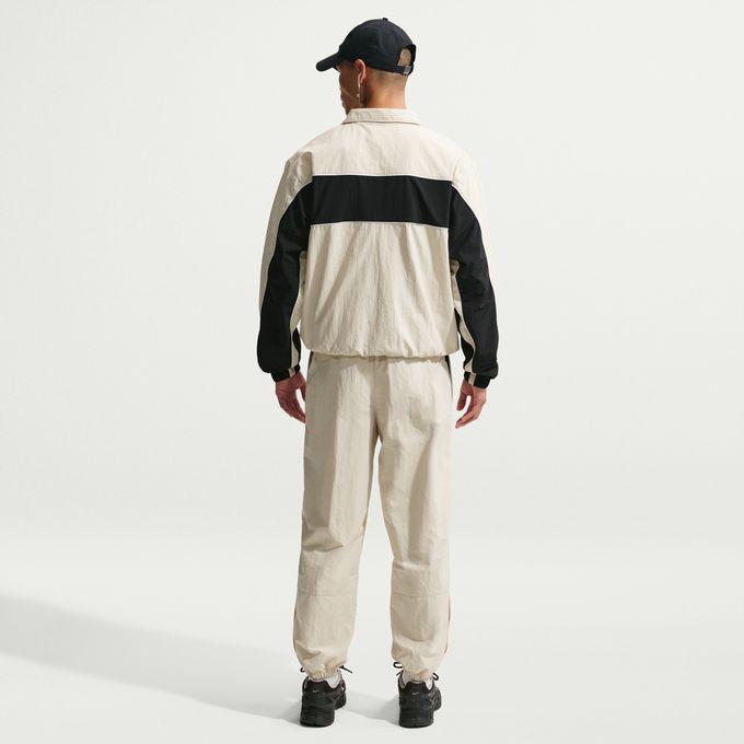 NIKE（ナイキ） ウインドブレーカー ジャケット メンズ CLUB LTWT