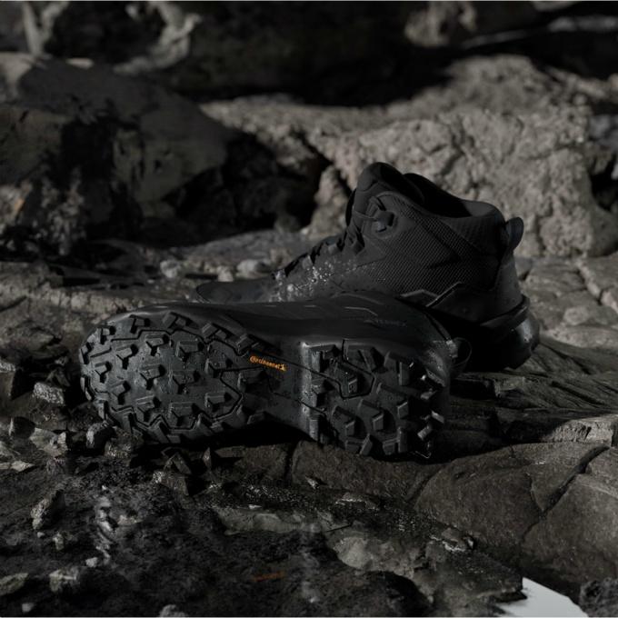 adidas（アディダス） トレッキングシューズ ゴアテックス ミッド