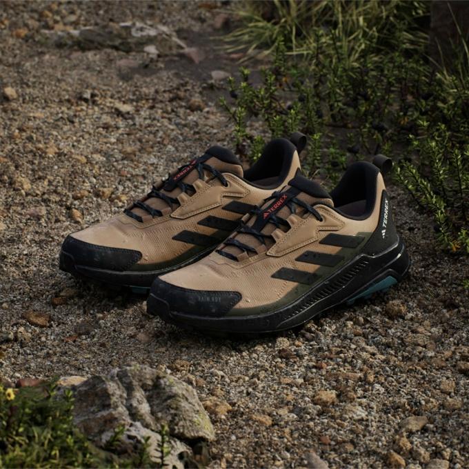  TERREX トレッキングシューズ メンズJQ9961 adidas（アディダス） トレッキングシューズ 防水 ローカット メンズ