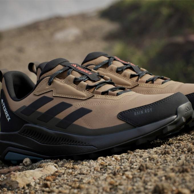 adidas（アディダス） トレッキングシューズ 防水 ローカット メンズ